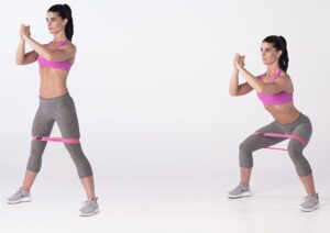 Các bài tập với dây kháng lực cho nữ squat