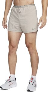 Bộ quần áo chạy bộ Nike quốc dân