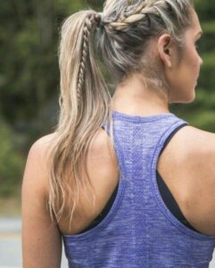 Kiểu tóc tập gym với băng đô thể thao cho nữ